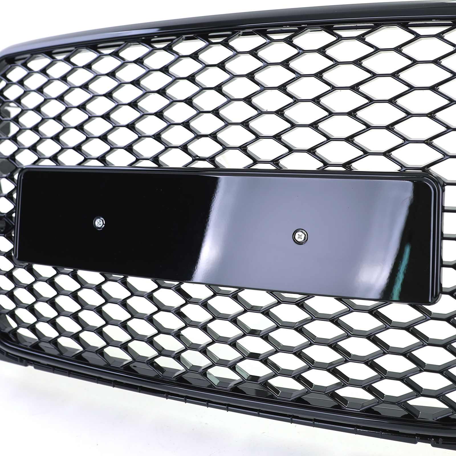 Honingraat grill - Audi Q3 8U 11-15 - Badgeloos - Zwart glans.