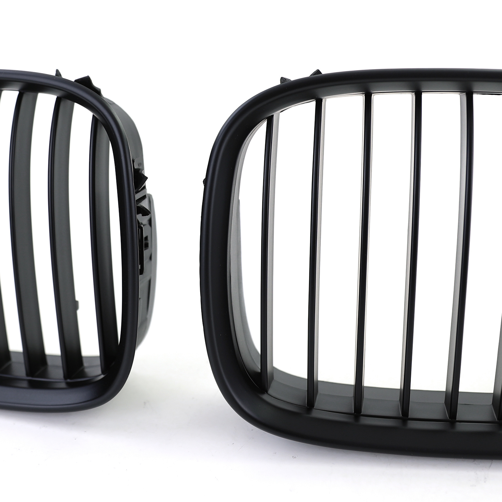 Grill nieren - BMW 5 Serie E39 95-03 - Sport rooster - Zwart mat