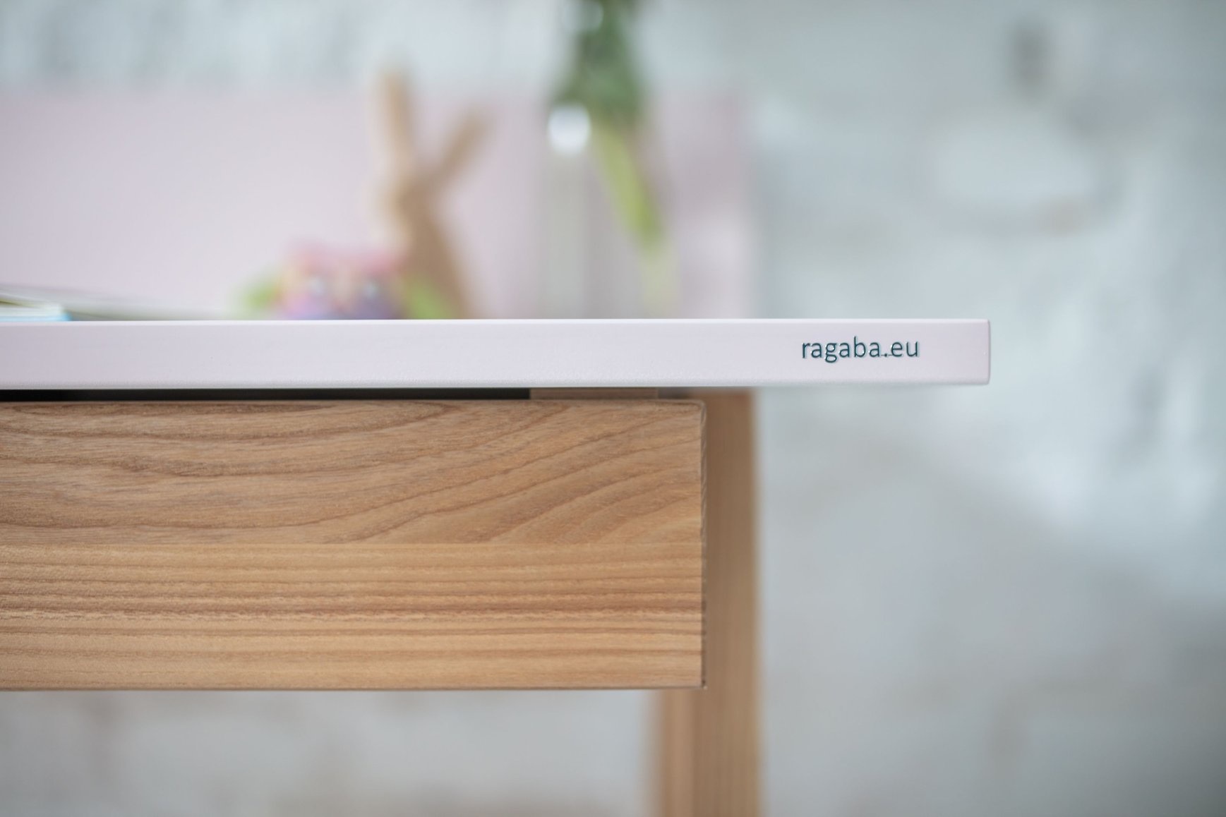 Bureau Luka Grafiet met Eiken poten | 110cm breed | FSC gecertificeerd