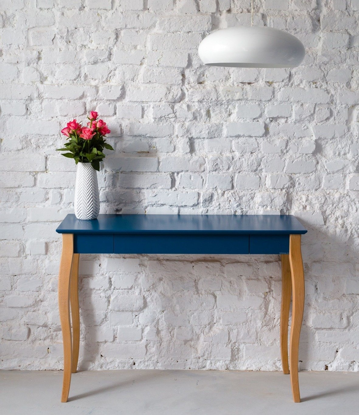 Bureau Lillo in Petrolblauw met beukenhouten poten