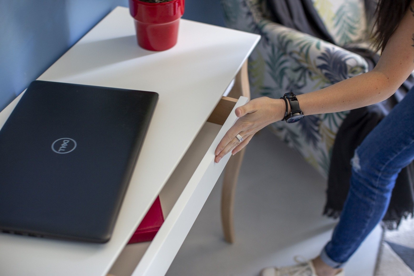 Bureau Lillo | Wit gelakt MDF | Beukenhouten poten | FSC gecertificeerd