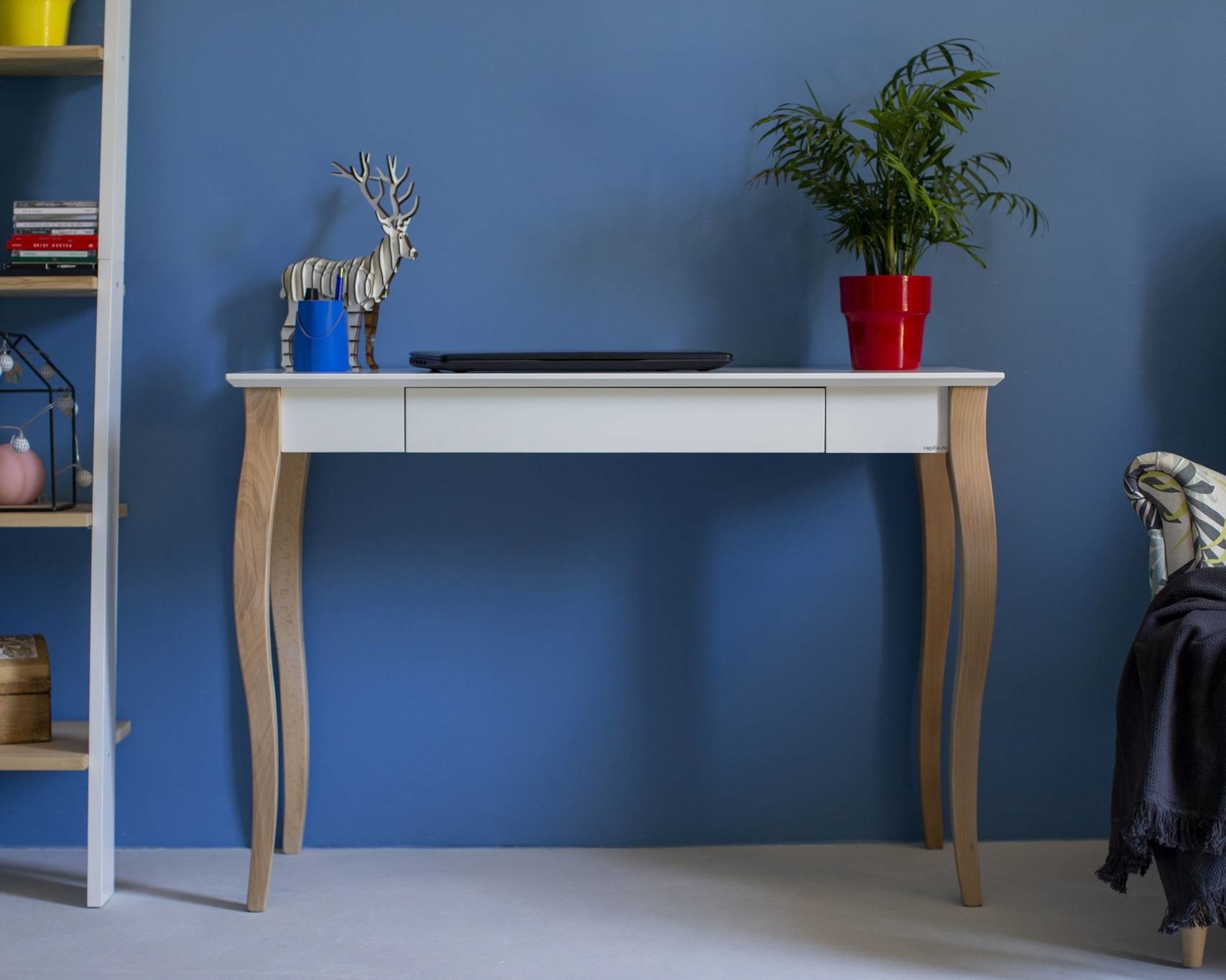 Bureau Lillo, Antiek Roze met natuurlijk beukenhouten poten - 105x40x74 cm