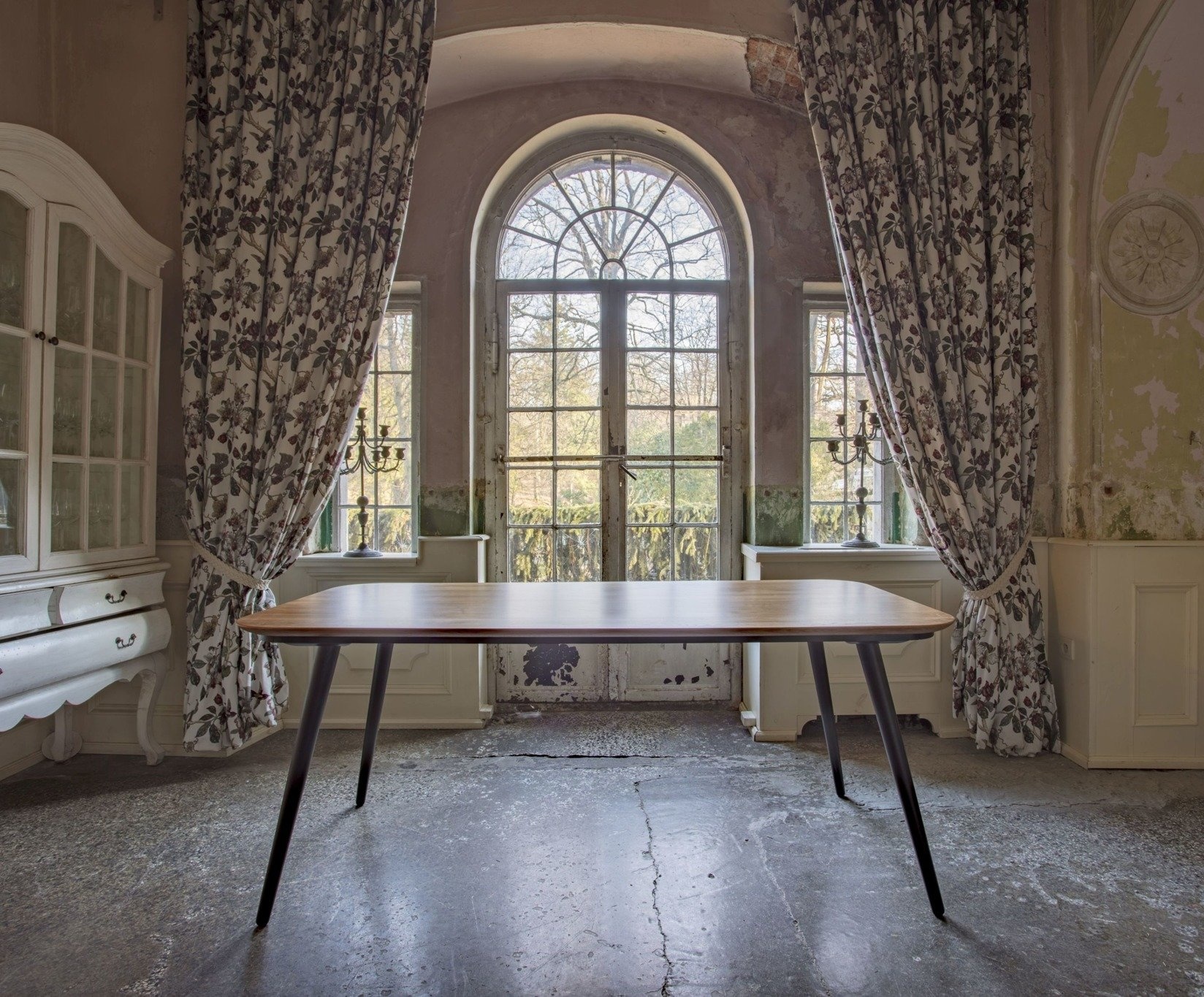 Contrast Eettafel 180x90 cm | Eiken tafelblad | Witte poten