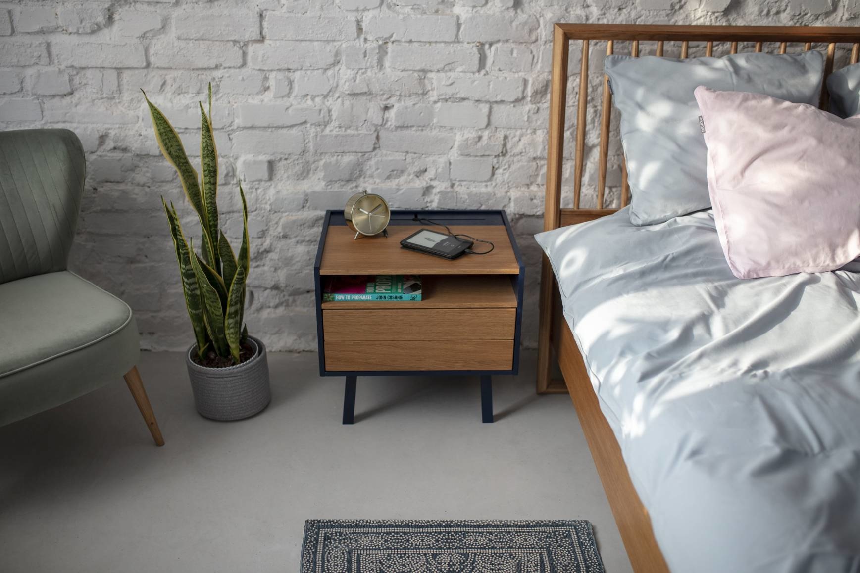 Diamond Nachtkastje - Vluchtige Munt | FSC Gecertificeerd | Natuurlijk Eikenfineer & Beukenhout | 40,1 cm Diepte