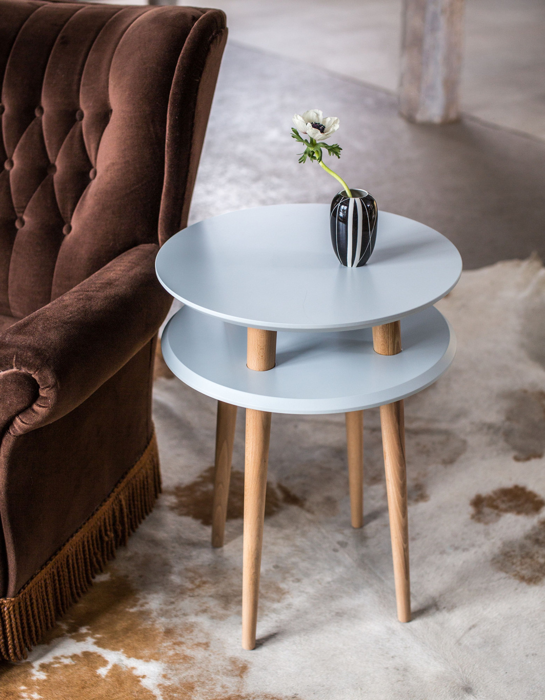 Bijzettafel Ufoto - Natuurlijk Beukenhout Poten - Betongrijs - FSC Gecertificeerd