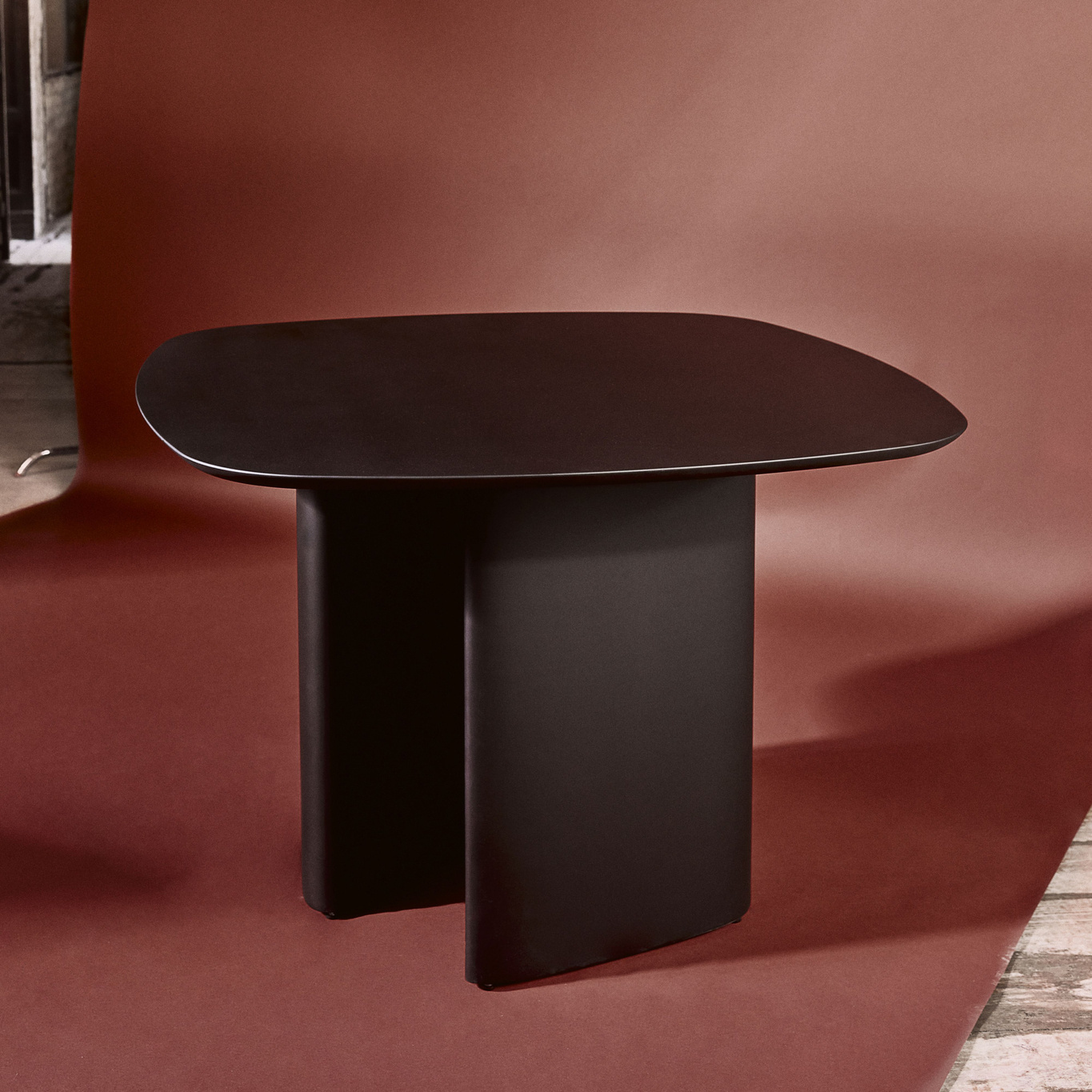 Erit Grafiet Salontafel | 110x110x50 | Gelamineerd MDF & Essenhout | FSC Gecertificeerd