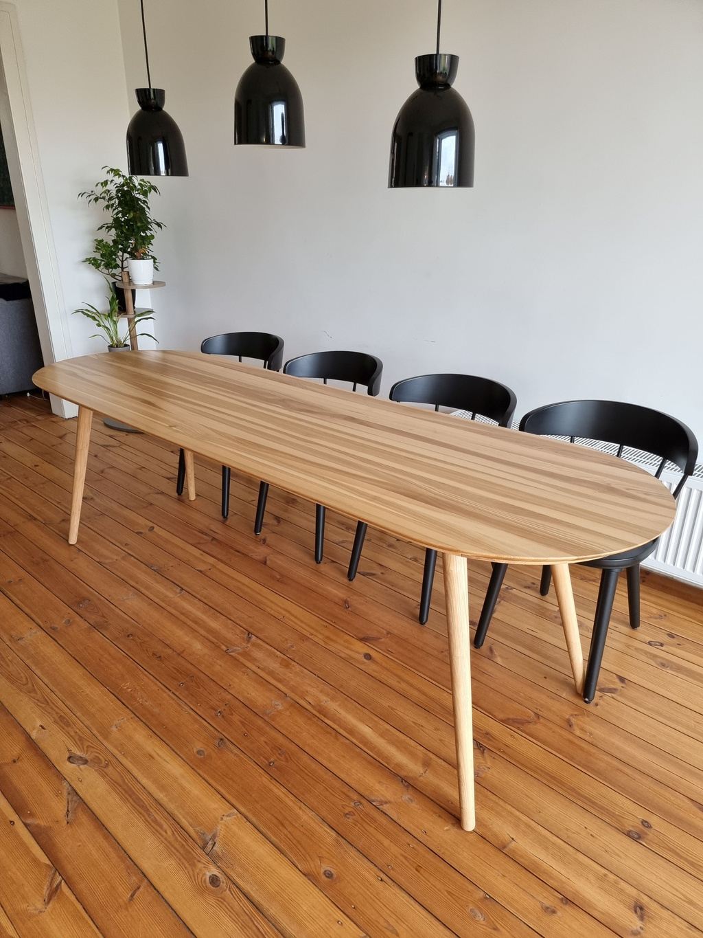Eettafel Contrast van Essenhout - 240x80x75 cm - FSC100% & FSCMIX gecertificeerd