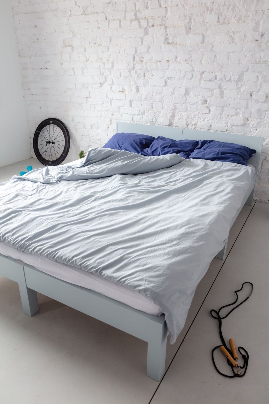 Dabi Bed - 140x220cm, Lichtgrijs, FSC Gecertificeerd