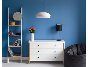 FSC gecertificeerde Ashme ladekast - essenhout en MDF - 6 lades - wit (60 karakters)