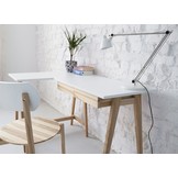 Hoekbureau Luka: essenhout poten, wit gelamineerd MDF & 2 lades