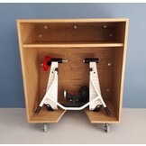 Fietstrainer kast in eiken kleur voor thuisgebruik