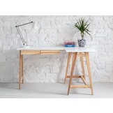 Hoekbureau Luka in marineblauw met essenhouten poten - FSC gecertificeerd