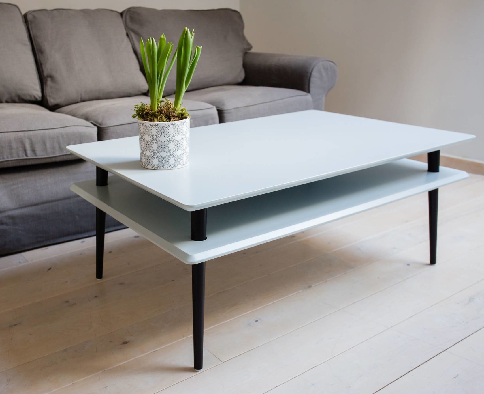 Hoge Salontafel Koro - Bezem Geel | 110x70x45 cm | FSC100% & FSCMIX