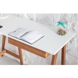 Hoekbureau Luka - Saliegroen - Links - Eiken poten - FSC gecertificeerd