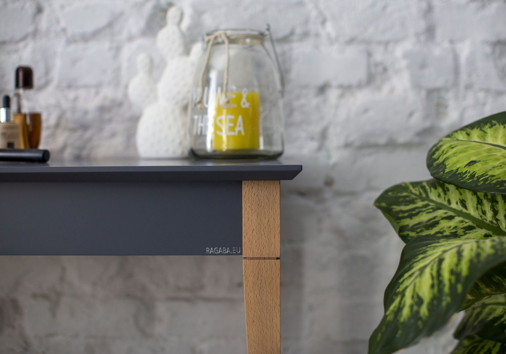 Kaptafel Mimo | Grafiet | FSC-gecertificeerd beukenhout/MDF | 105x35x74cm
