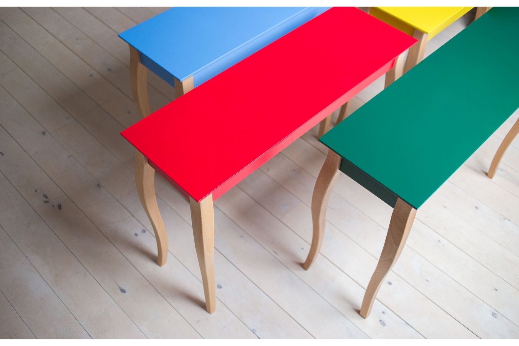 Liilo Bijzettafel - 85cm breed, rood, FSC gecertificeerd