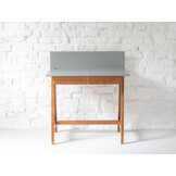 Luka bureau - Essenhouten blad, eiken poten, zacht blauw, lades