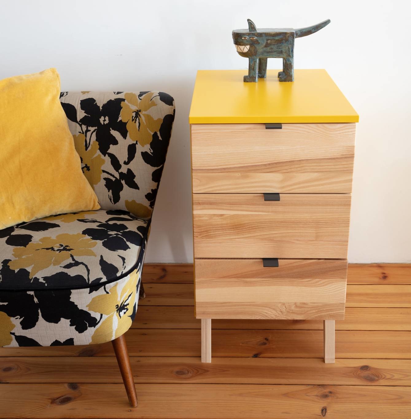 Luka Opbergkast in Krijtwit | Essenhout & gelamineerd MDF | FSC-gecertificeerd | 3 lades