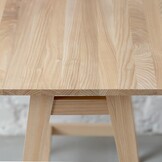 Luka L-vormig bureau | 135x85cm | Essenhouten poten | 2 lades