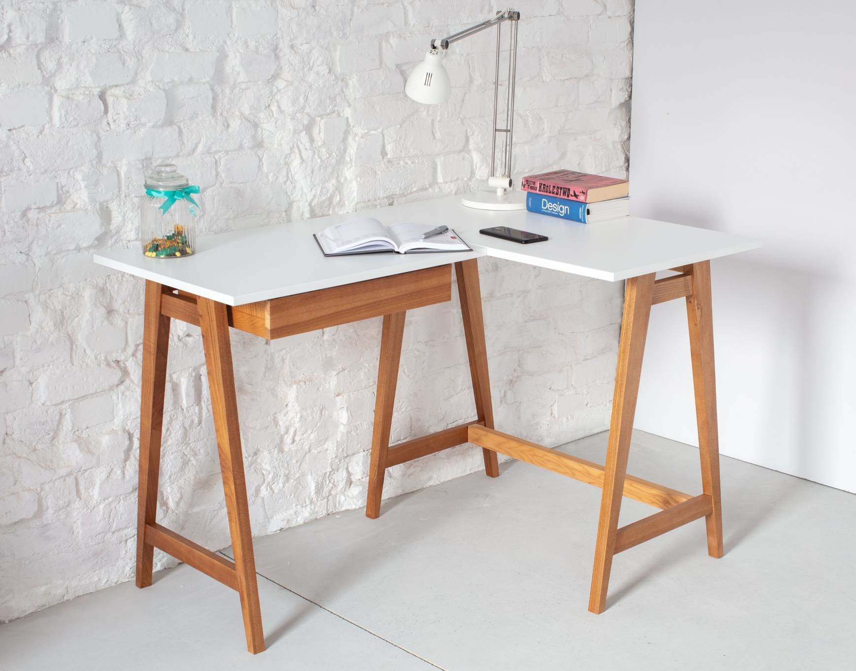 Luka hoekbureau - Rechts - 115x85 cm - Essenhout & MDF - Bezem geel