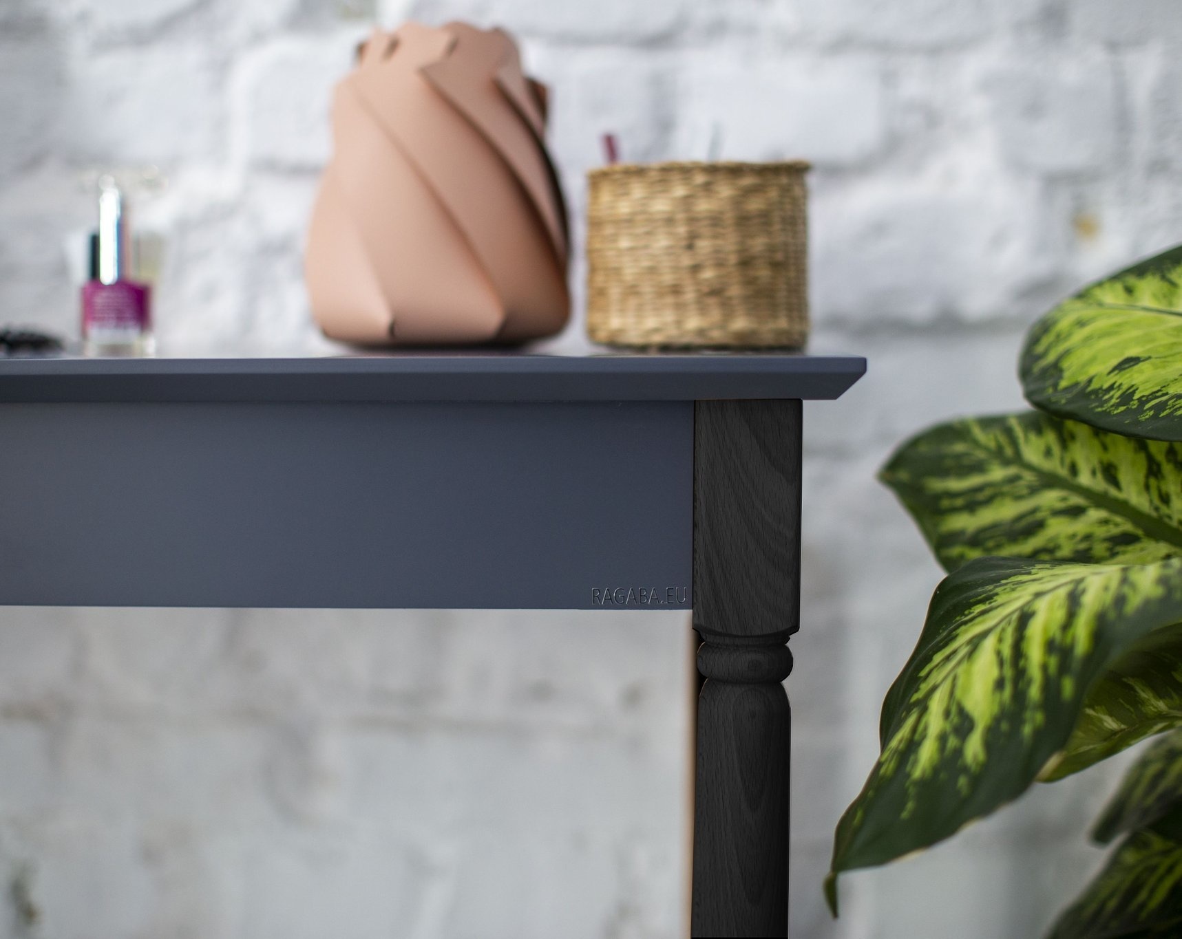 Mamo Consoletafel Grafiet: Beukenhout & MDF | FSC gecertificeerd