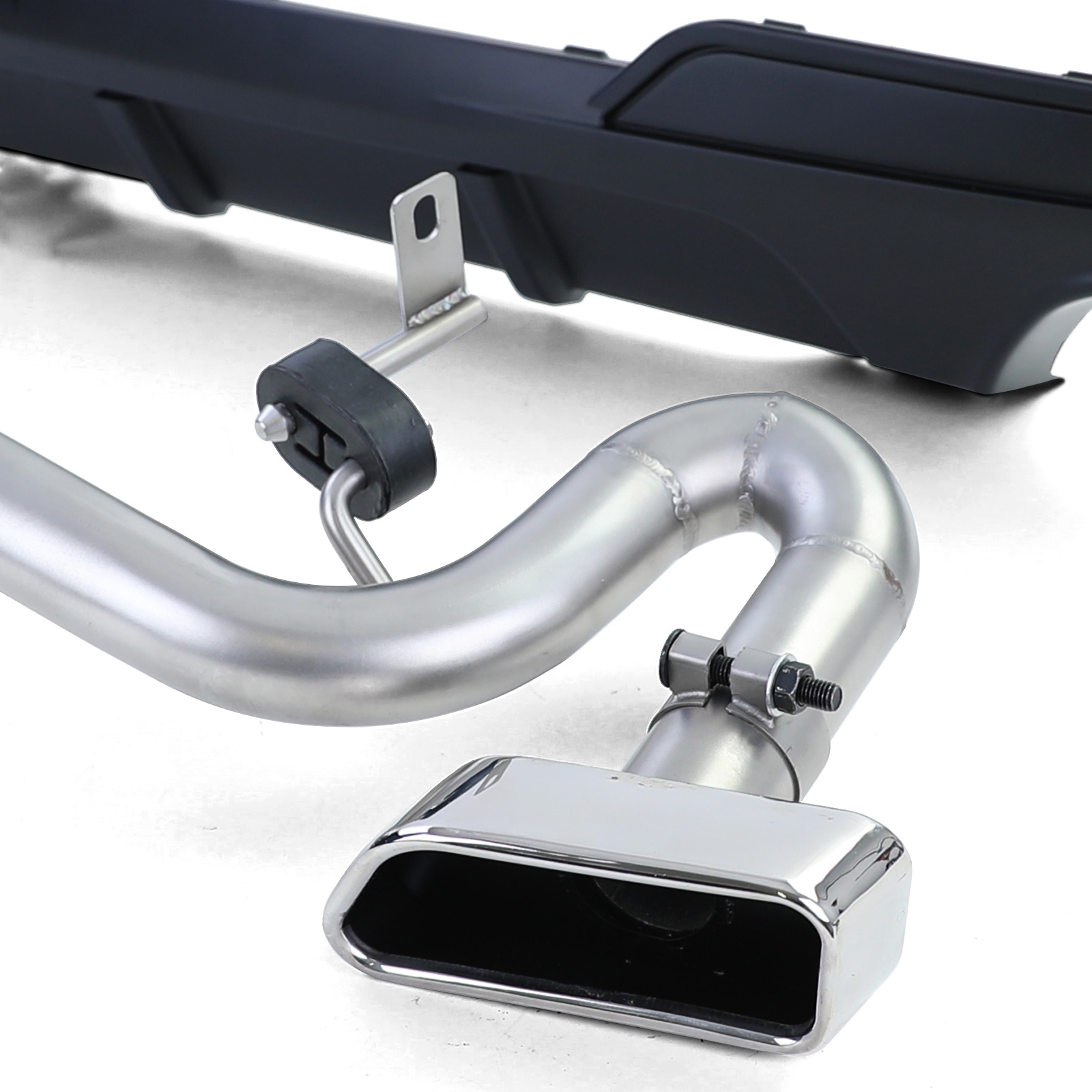 Diffusor met uitlaat geschikt voor BMW F10 F11 520-530 - Roestvrij staal - Zwart mat