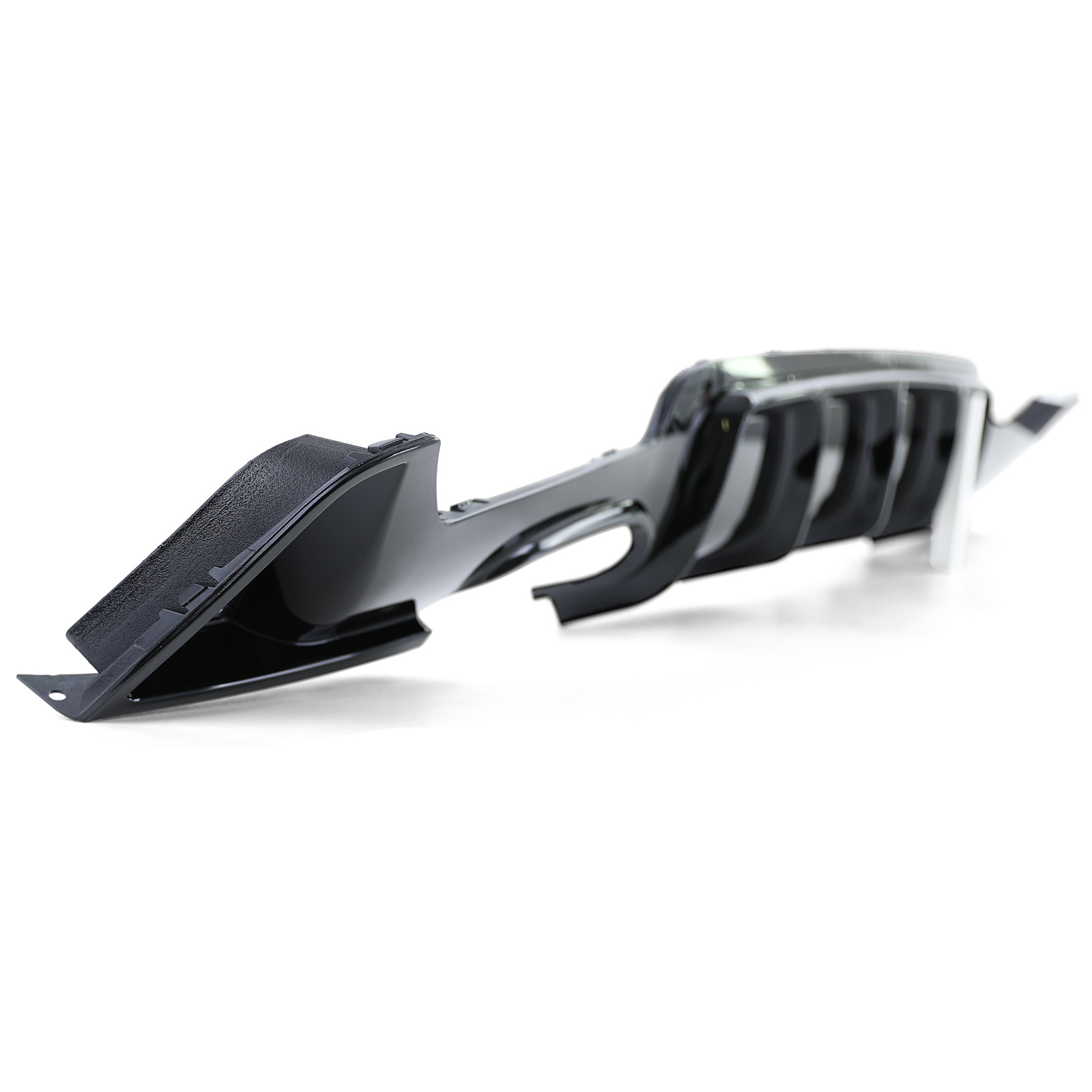 Achterdiffusor - BMW F32 F33 F36 - Zwarte glans - Met uitlaatuitsparing links