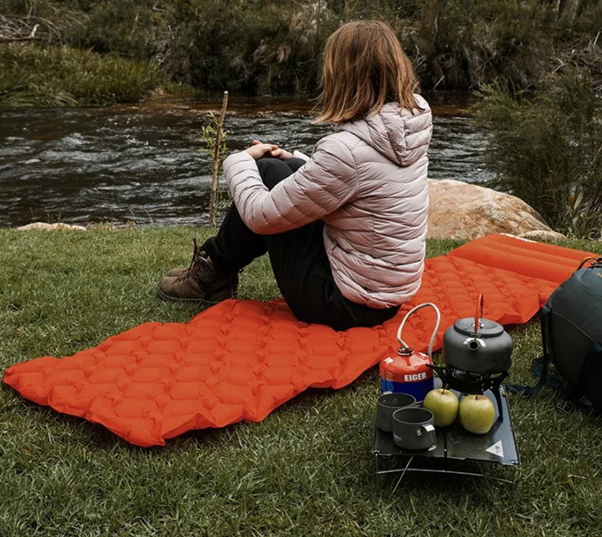 Slaapmat - thermomat - 190x60x5cm - ingebouwde pomp - oranje