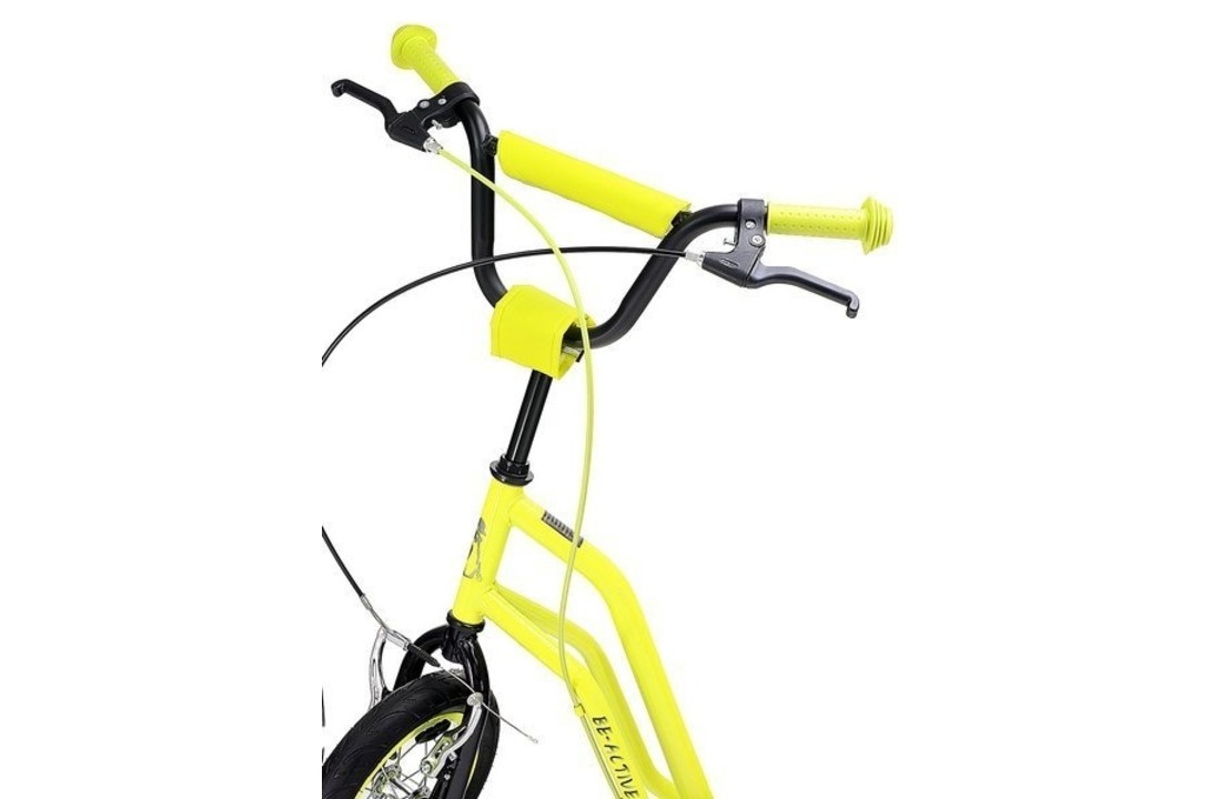 Kinder step met 12’’ luchtbanden – dubbele V-brake –geel