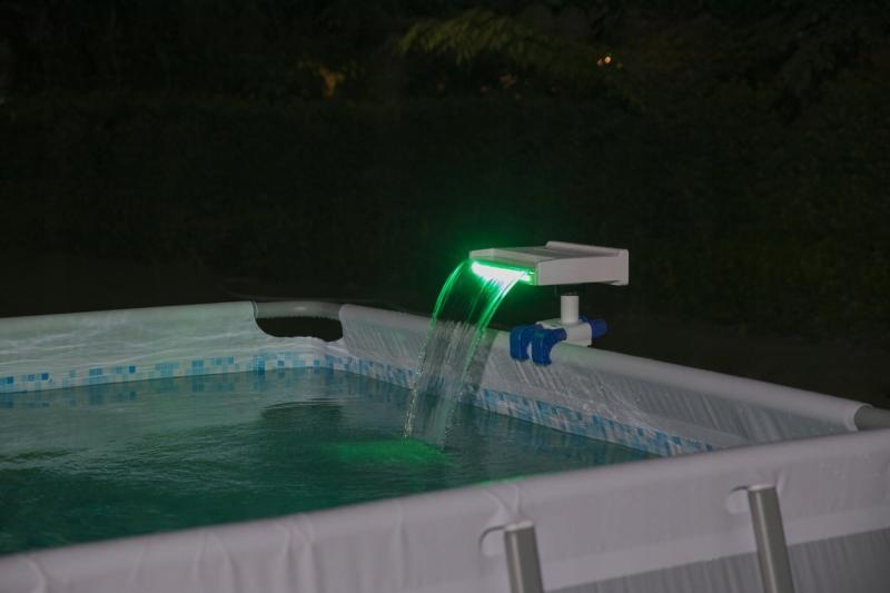 Zwembad fontein - LED verlichting - 34,5x26x30 cm - wit blauw