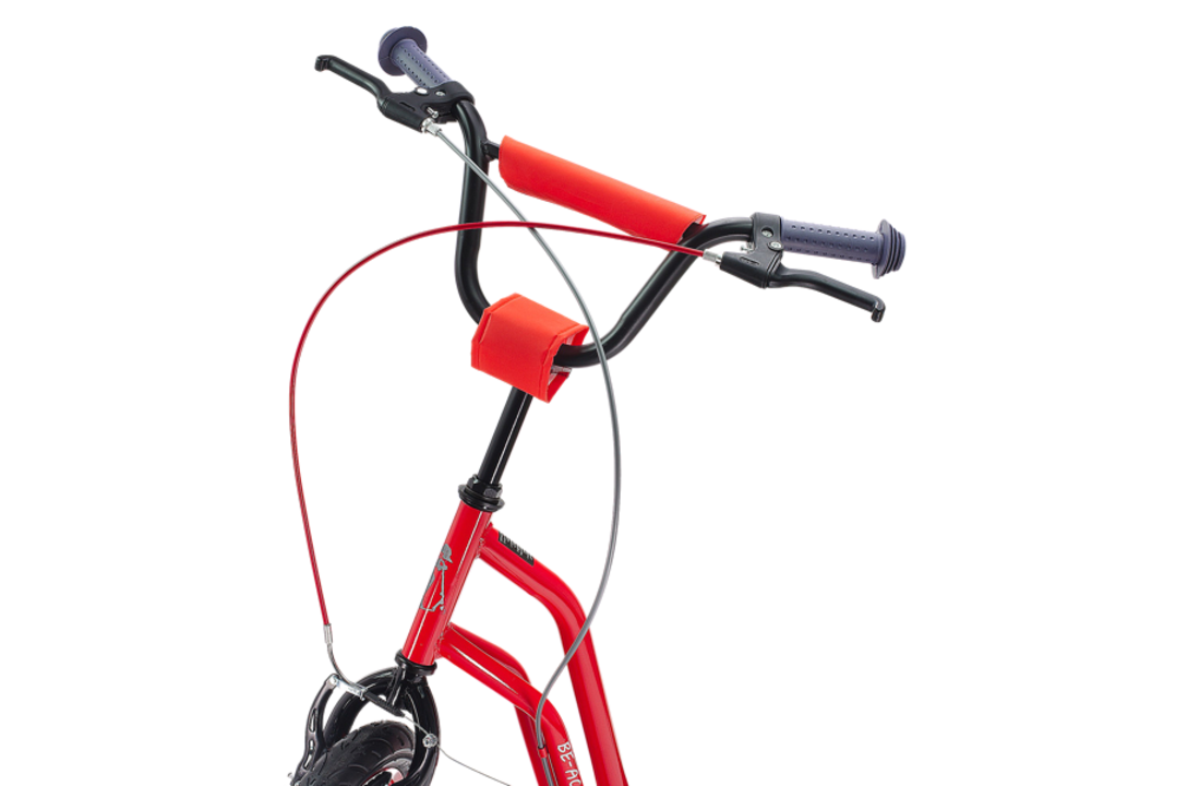 Kinder step met 12’’ luchtbanden – dubbele V-brake – rood