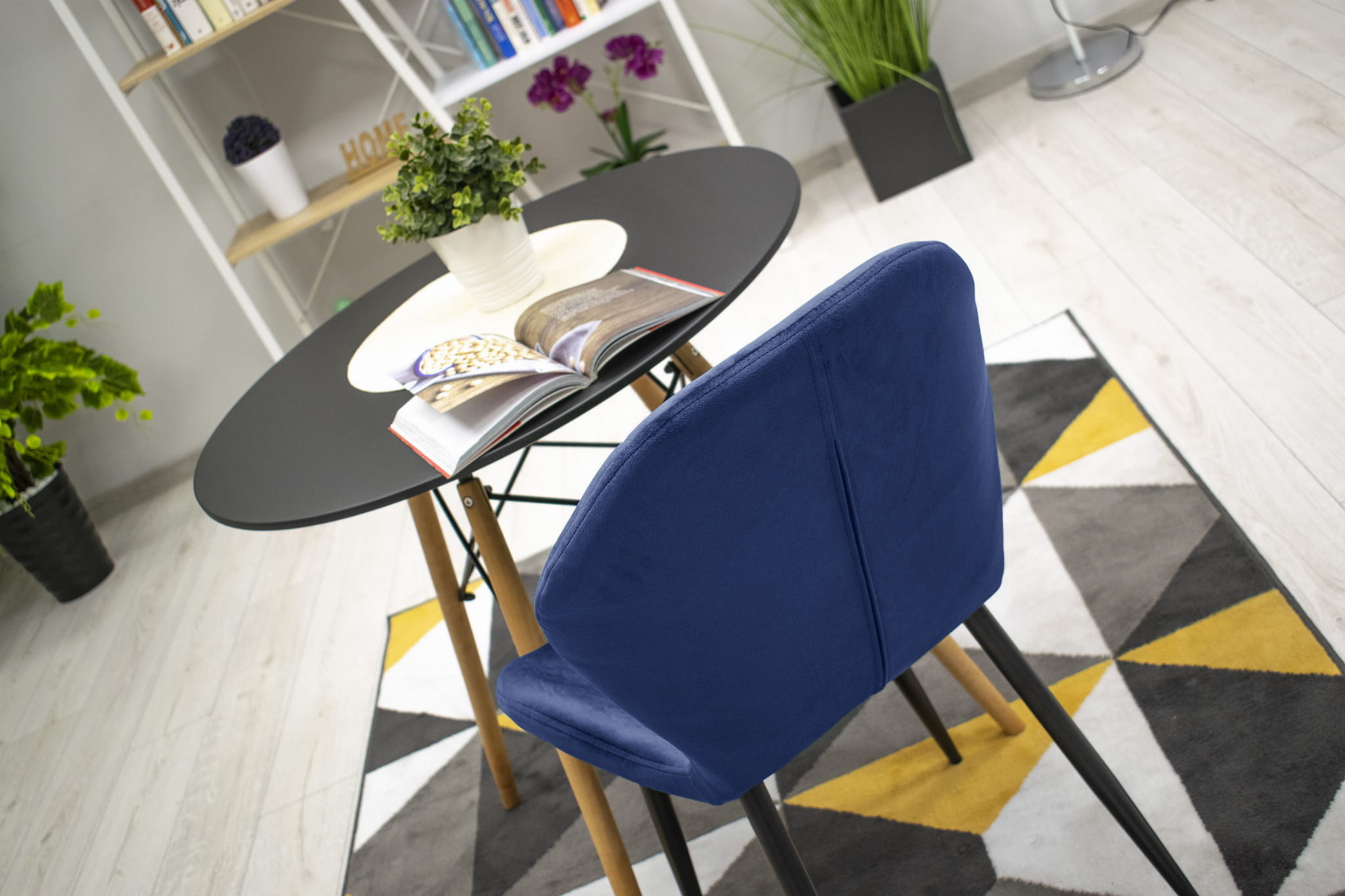 Velvet eetkamerstoel TERNI - 50,5x62x86cm - blauw