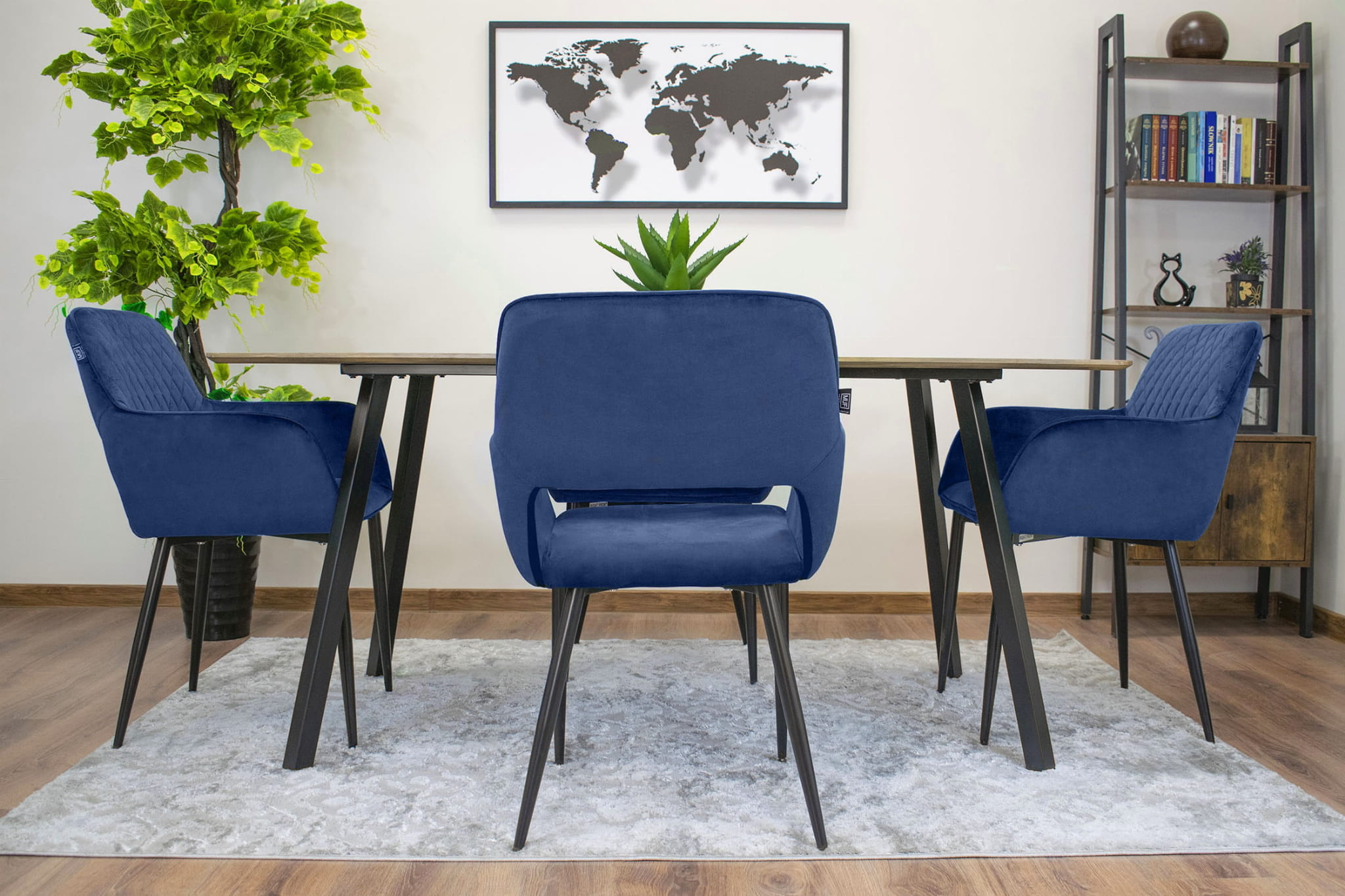 Velvet eetkamerstoel AMALFI - met armleuning - blauw
