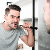 Elektrische tandenborstel - sonisch - 3W - 5 poetsmodi - zwart