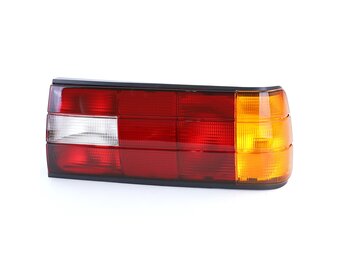 Achterlicht - BMW 3-serie E30 sedan/cabrio/touring 1987-1994 - rechts - rood/oranje