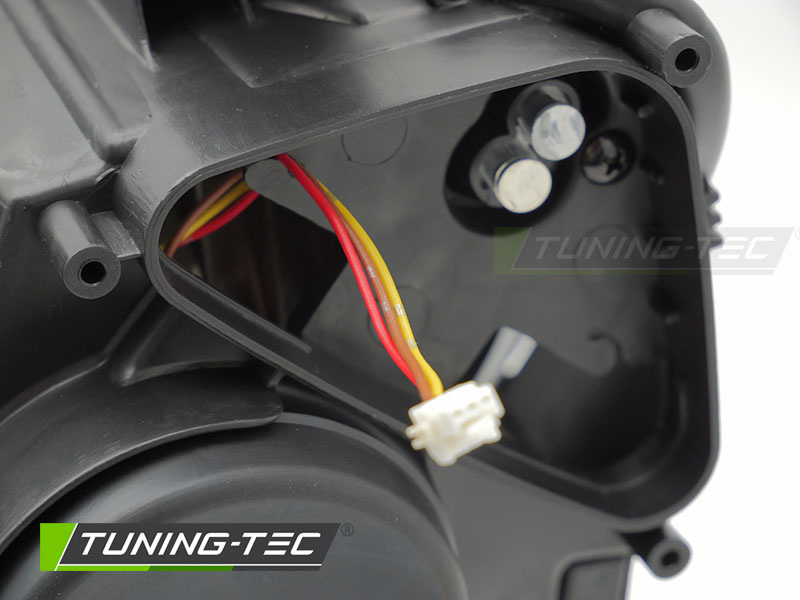 Koplamp links - Dacia Duster II 2017-2021 - TYC - zwart