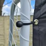 Voetbaldoel met gaten - 170 x 240 x 85 cm - 5 gaten - zwart