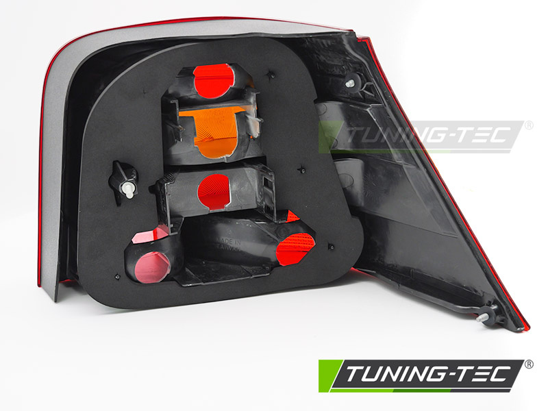 Linker achterlicht rood smoke TYC geschikt voor VW GOLF IV 1997-2003