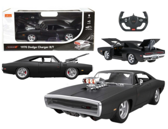 Bestuurbare auto - zwart - 1:16 schaal - openende motorkap en kofferbak