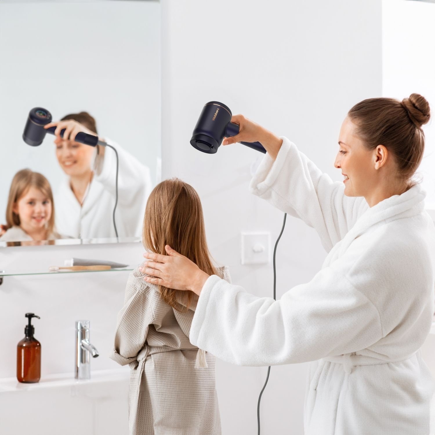 Professionele Stille Föhn met Ionisatie - 3 Temperatuurstanden - Inclusief Diffuser