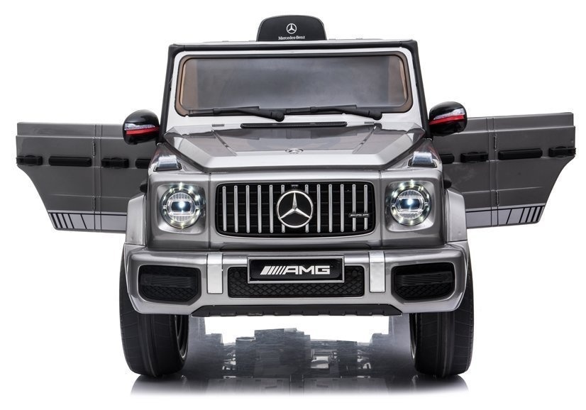 Moderne Kinderauto met Multimedia Systeem - 2.4G Besturing - Zilver Design