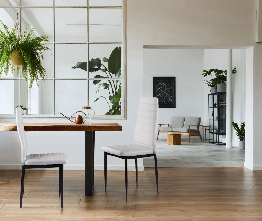 Voordelige Set Witte Eetkamerstoelen - 4 stuks - Moderne Uitstraling