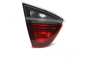 Achterlicht klep rood/rook links TYC geschikt voor BMW E90 Limousine 05-08