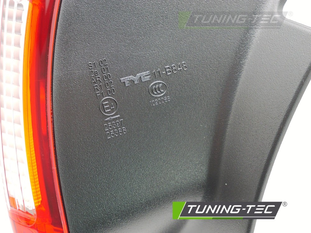 Achterlicht links TYC voor Ford Focus MK3 Hatchback 2011-2014