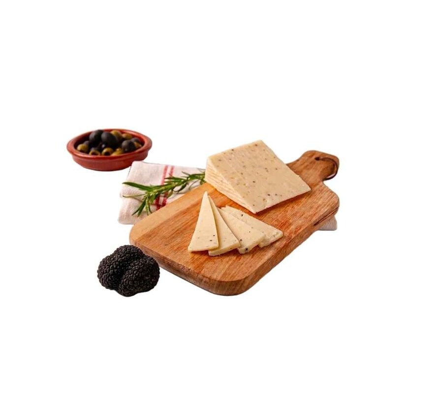 Spanischer Schafskäse mit trüffel