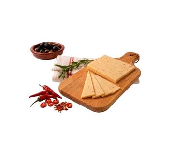 Spanischer Schafskäse mit Chili