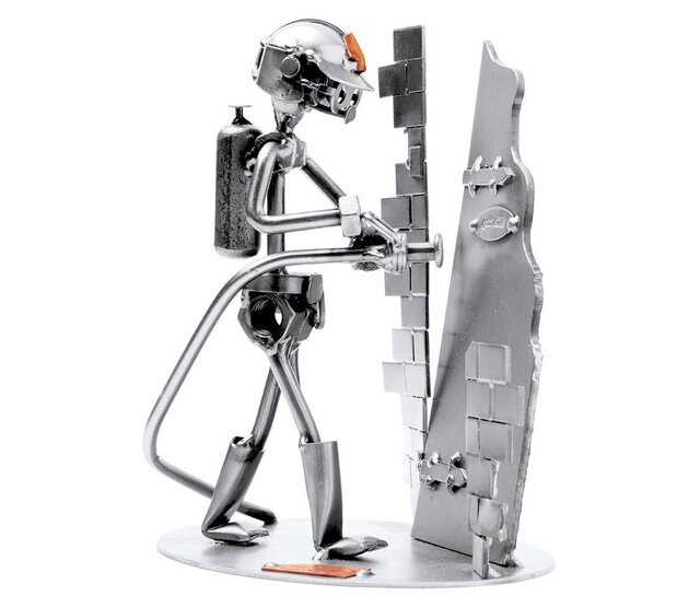 Brandweerman forceert deur