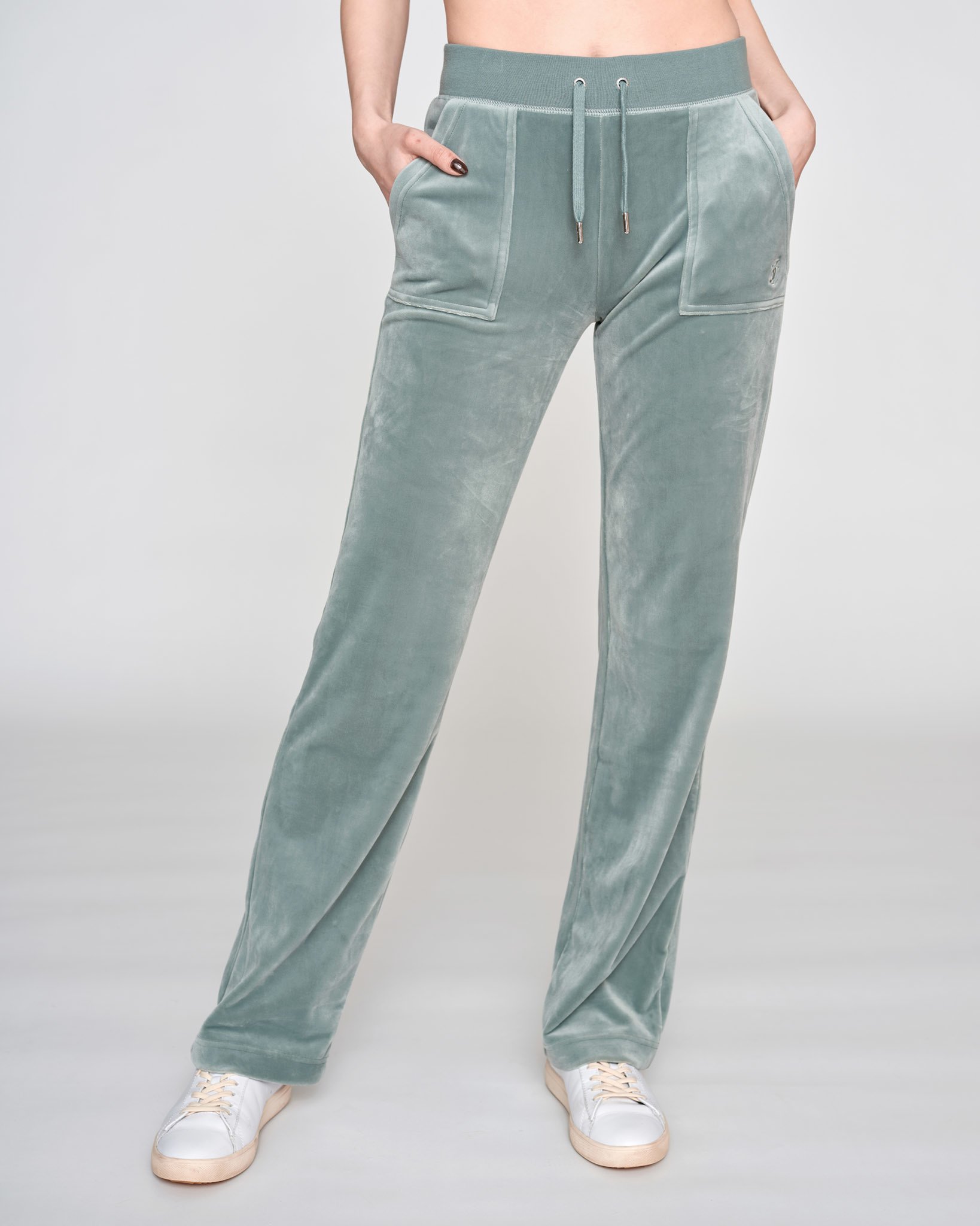 juicy couture pants with back pockets