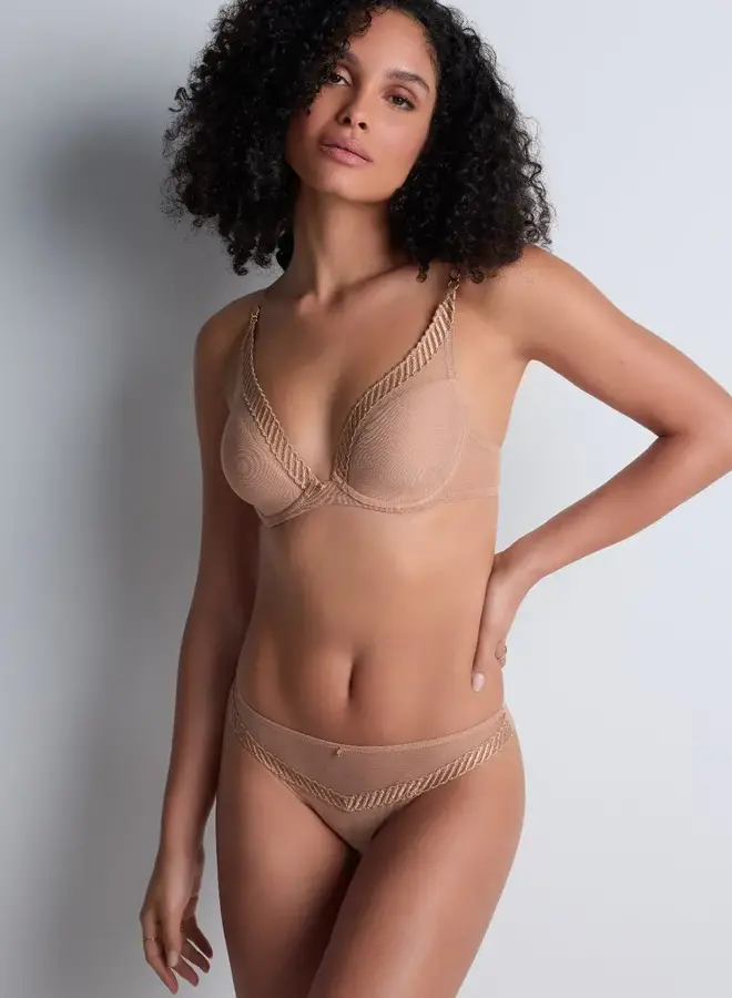 Aubade Sheer Emotion String