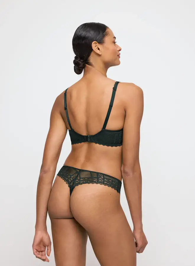 Marie Jo Jadei Thong